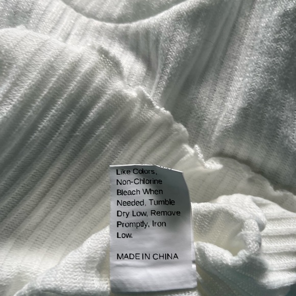 Shein Ribbed Crop Top - Picture 5 of 5